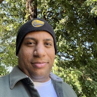 Sitter Profile Image: Julian P.