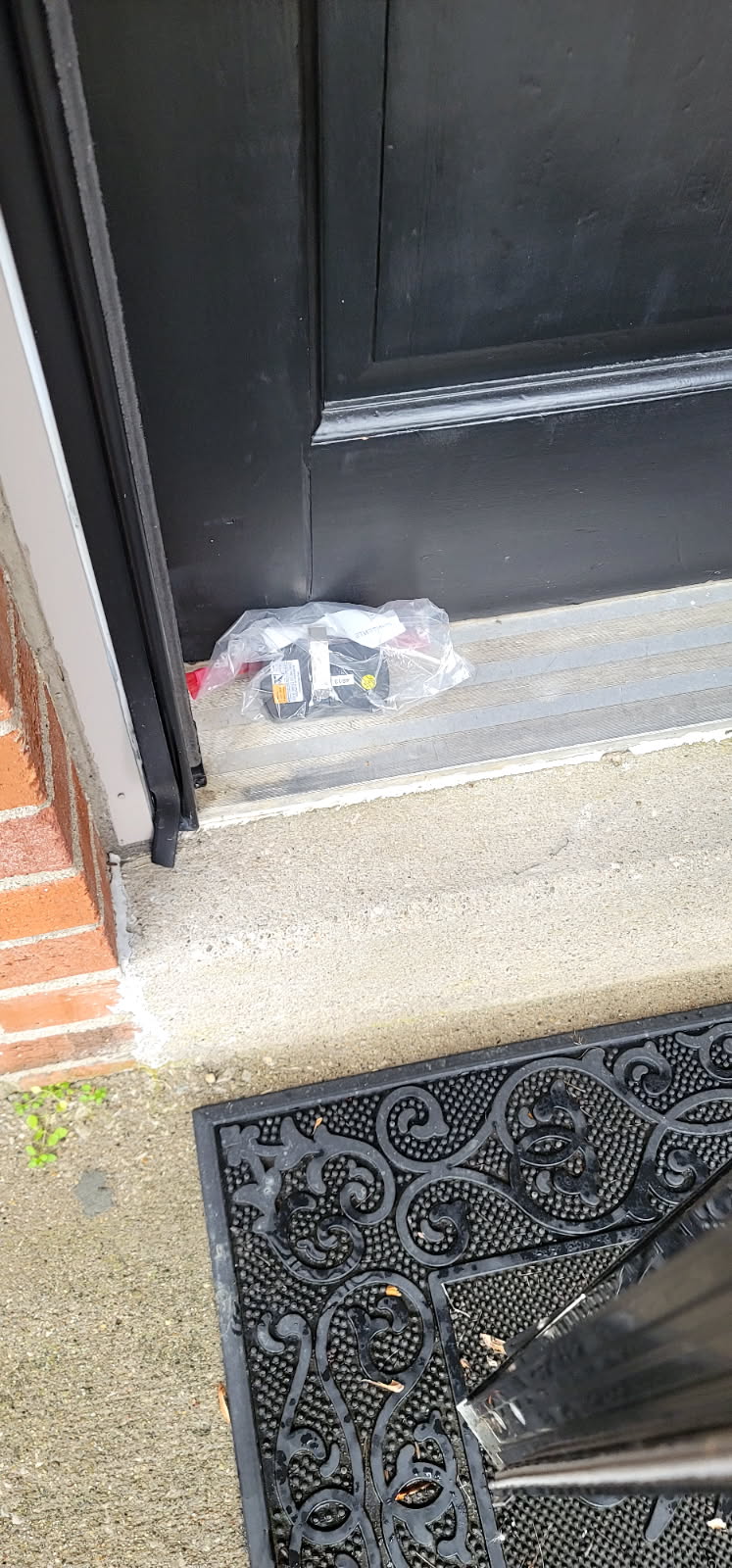 Image 4 of 27