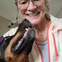 Sitter Profile Image: Elizabeth S.