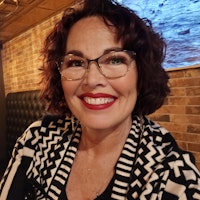 Sitter Profile Image: Renee S.