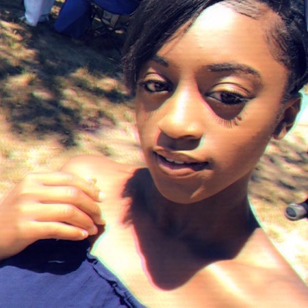 Ta'Naye R.