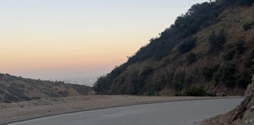 Image 2 of 6