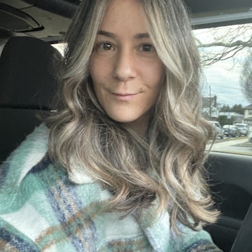 Image 2 of 30