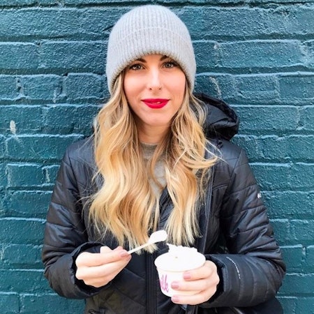 Shannon R.
