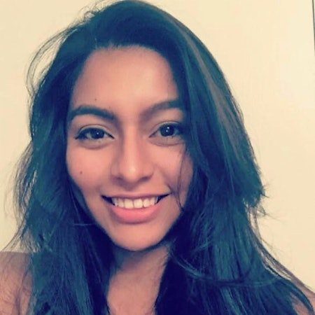 Jaqueline V.