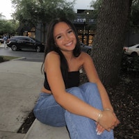 Sitter Profile Image: Addison G.