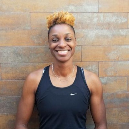 Simone V.