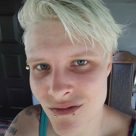 Jo M.