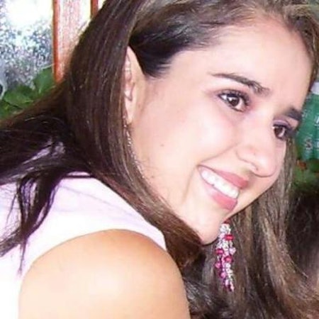 Ana R.