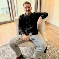 Sitter Profile Image: Roberto B.