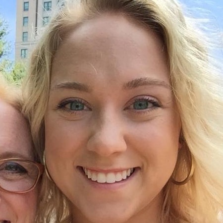 Sara R.