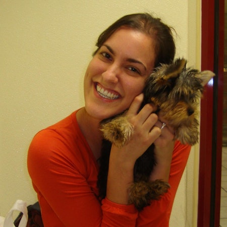 Flavia V.