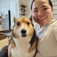 Sitter Profile Image: Nhien N.