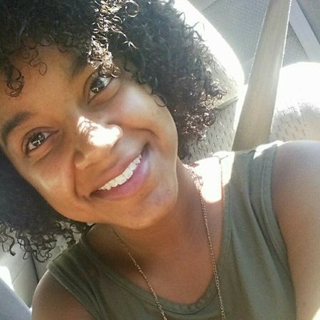 Cydneye S.