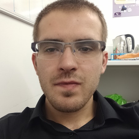 Dan M.