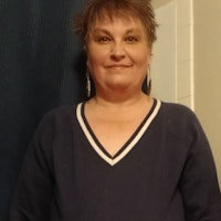 Sitter Profile Image: Suzanne A.