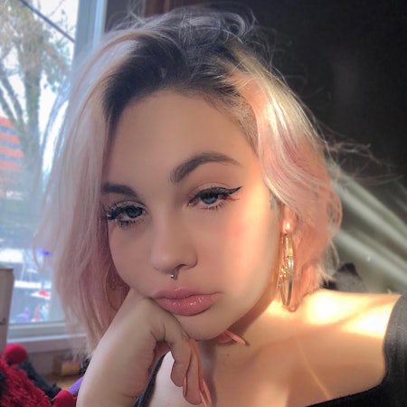 Dayna L.