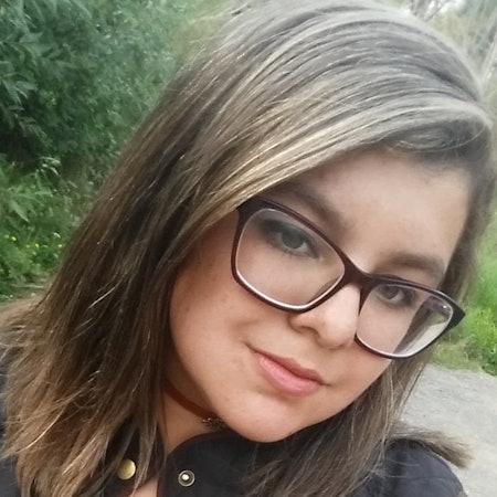 Mayra J.