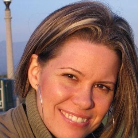Laura F.